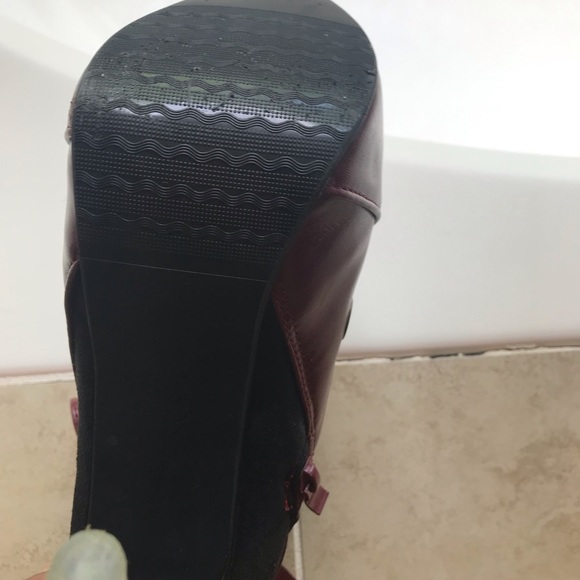 Slight damage - Picture 6 of 7